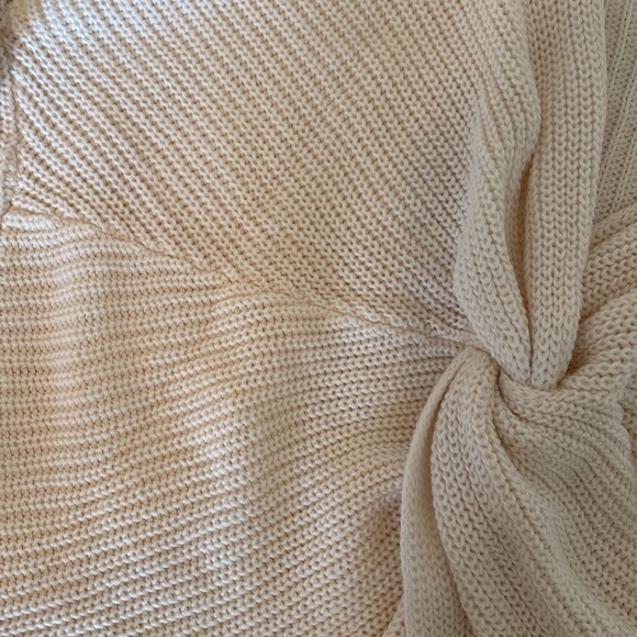 Loft Womens Sweater - Picture 4 of 4